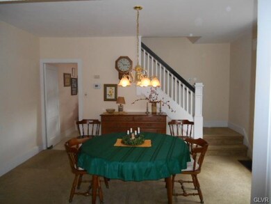 524 E Locust St, Bethlehem, PA 18018 - photo 5