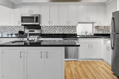 1952 Centro West St, Belvedere Tiburon, CA 94920 - photo 7