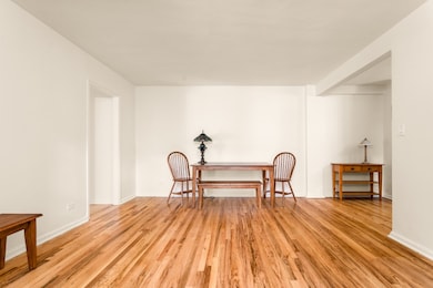 Netherland Gardens Cooperative unit 1, Bronx, NY 10471 - photo 5