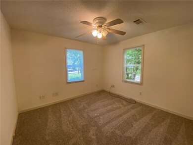 310 NW 7th St, Bentonville, AR 72712 - photo 4