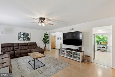 1069 Hearthstone Rd, Lancaster, PA 17603 - photo 4