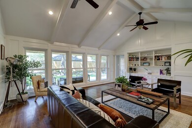 10222 Meadow Lake Ln, Houston, TX 77042 - photo 4