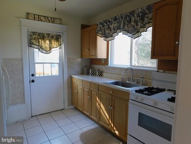 32 Conwell Ave, Cherry Hill, NJ 08002 - photo 4