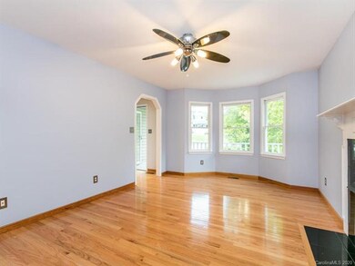 40 Sweetbriar Ct, Asheville, NC 28803 - photo 6