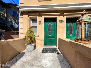 35 4 Corners Rd, Staten  Island, NY 10304 - photo 4