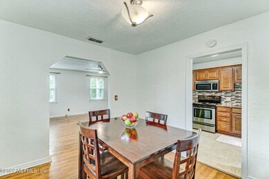 1079 Murray Dr, Jacksonville, FL 32205 - photo 4