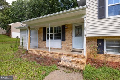 6807 Ashton Cir, Fredericksburg, VA 22407 - photo 5