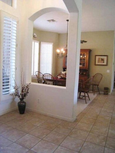 Entry_Dining