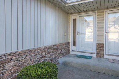 21087 Millridge St, Spring Hill, KS 66083 - photo 2