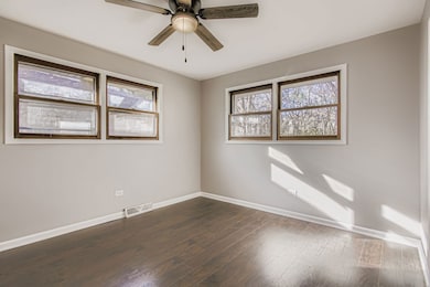 16042 Forest Ave, Oak Forest, IL 60452 - photo 7