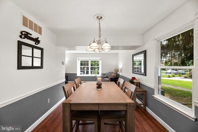 6410 Tamarack Cir, Sykesville, MD 21784 - photo 5