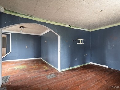 707 Griffin St, Watertown, NY 13601 - photo 7