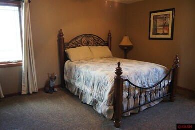 546 Valley View Dr, Courtland, MN 56021 - photo 7