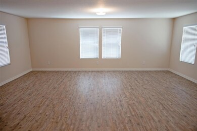 1707 Oriole St, Ennis, TX 75119 - photo 7