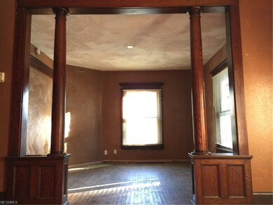 900 Harriet Ave NW, Canton, OH 44703 - photo 3