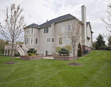 2421 Highridge Cir, Saline, MI 48176 - photo 2