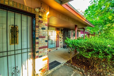 10510 Rockaway Dr, Houston, TX 77016 - photo 5