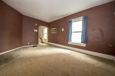 4 Living Room