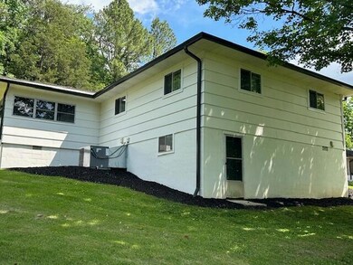 3307 Weeks Cir NE, Cleveland, TN 37312 - photo 2