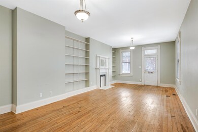 176 dining living
