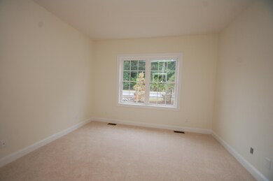 12 Angel Point Cir unit 20B, Goffstown, NH 03045 - photo 2