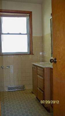 9836 Sunnyside Ave, Schiller Park, IL 60176 - photo 6