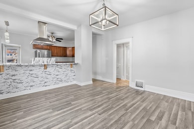 446 Seminary Ave, Aurora, IL 60505 - photo 4