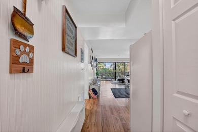 3000 Presidential Way unit 303, West Palm Beach, FL 33401 - photo 2