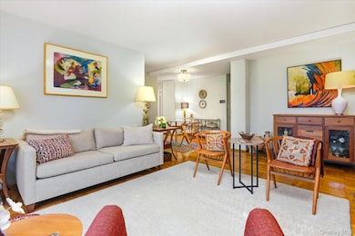 33-54 Crescent St unit 5B, Astoria, NY 11106 - photo 5