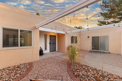 9208 Galaxia Way NE, Albuquerque, NM 87111 - photo 5