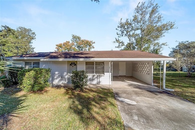 21529 SW Honeysuckle St, Dunnellon, FL 34431 - photo 6