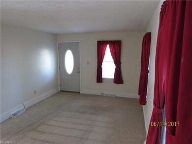 424 Lawn St, Geneva, OH 44041 - photo 6