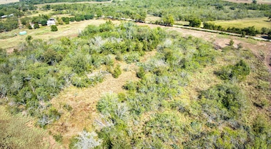 Sunset Trail, Luling, TX 78648 - photo 7