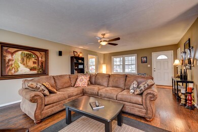 1702 W Crestview-7