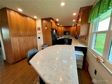Island, recessed lights