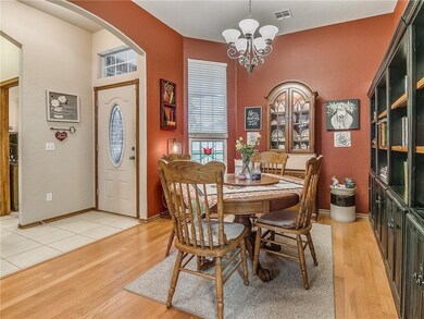 2625 SE 5th St, Moore, OK 73160 - photo 7