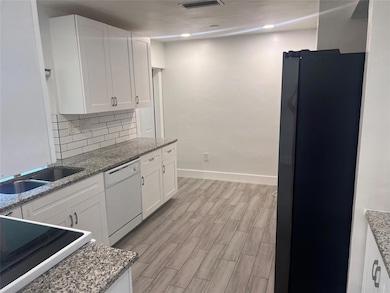 8361 NW 27th Place, Sunrise, FL 33322 - photo 6