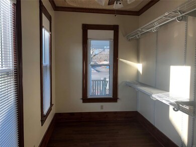 Master Walk In Closet