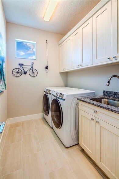 7757 Sandhill Lake Dr, Sarasota, FL 34241 - photo 4