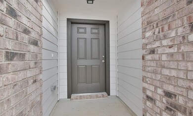 30250 Kingston Heath Dr, Cleveland, TX 77327 - photo 4
