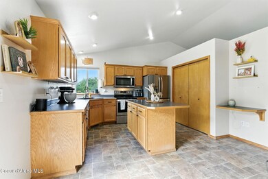 1124 S Moen Rd, Greenacres, WA 99016 - photo 7