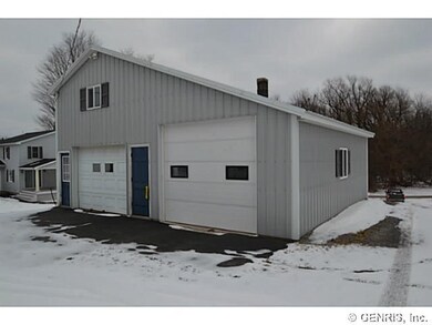 Outbuilding. Heated shop.