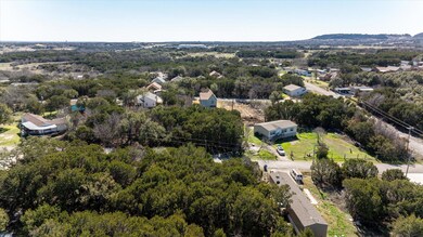 924 Devils River Dr, Granbury, TX 76048 - photo 5