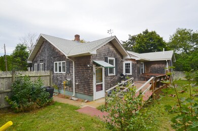 11 Winthrop Ave, Edgartown, MA 02539 - photo 3