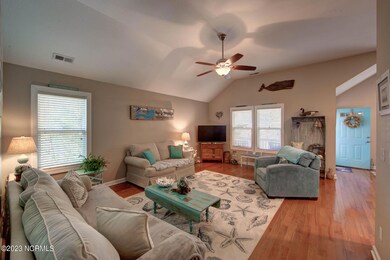 423 Burns Dr, Kill Devil Hills, NC 27948 - photo 5