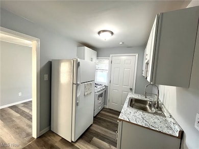 1474 E 248th St, Euclid, OH 44117 - photo 4