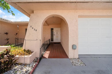 5428 Larchmont Ct N, Pinellas Park, FL 33782 - photo 2