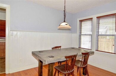 935 Jackson St N, Saint Petersburg, FL 33705 - photo 5