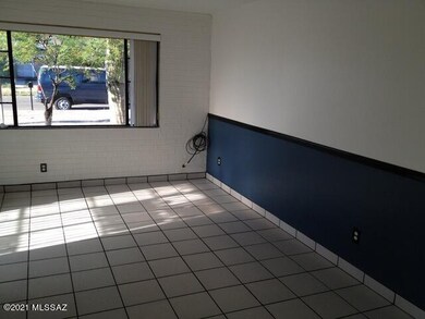 1bd 1ba unit - living area