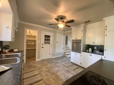 1203 Colorado St, Texarkana, TX 75503 - photo 7